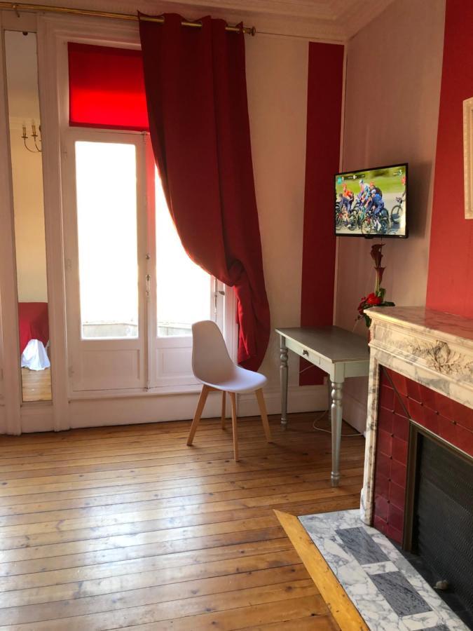 Bed and Breakfast Manoir Les Cedres Corbehem Exterior foto